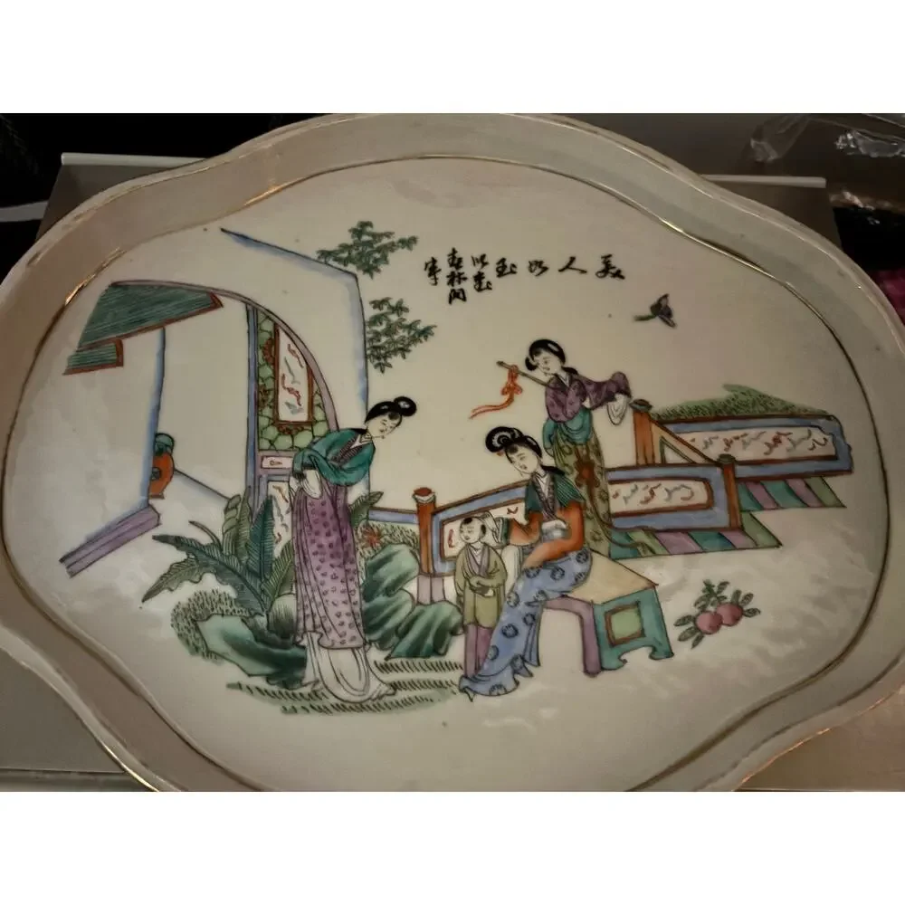 Vintage Chinese Famille Rose Porcelain Scalloped Tray Plate Gold Rim Decor